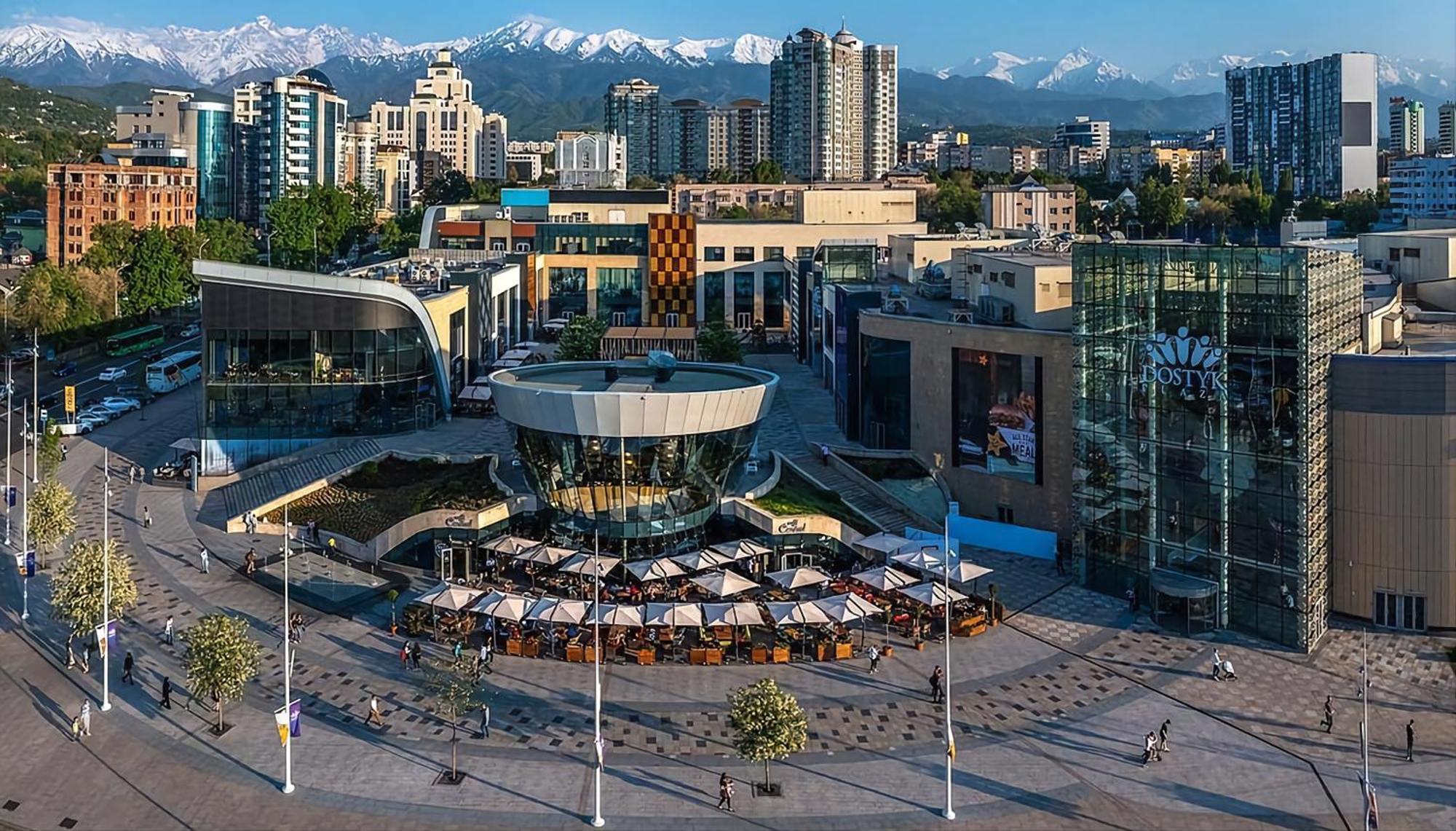 Nadezhda Apartments In Touristic Area, On The Dostyk Avenue 89 Alma-Ata Exteriör bild